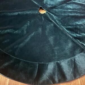 Dark Green Velvet Tree Skirt Ralph Lauren Style Christmas 48”